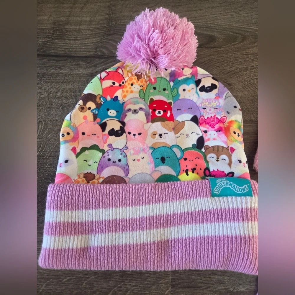 Girls Squishmallows Beanie Hat & Gloves Set